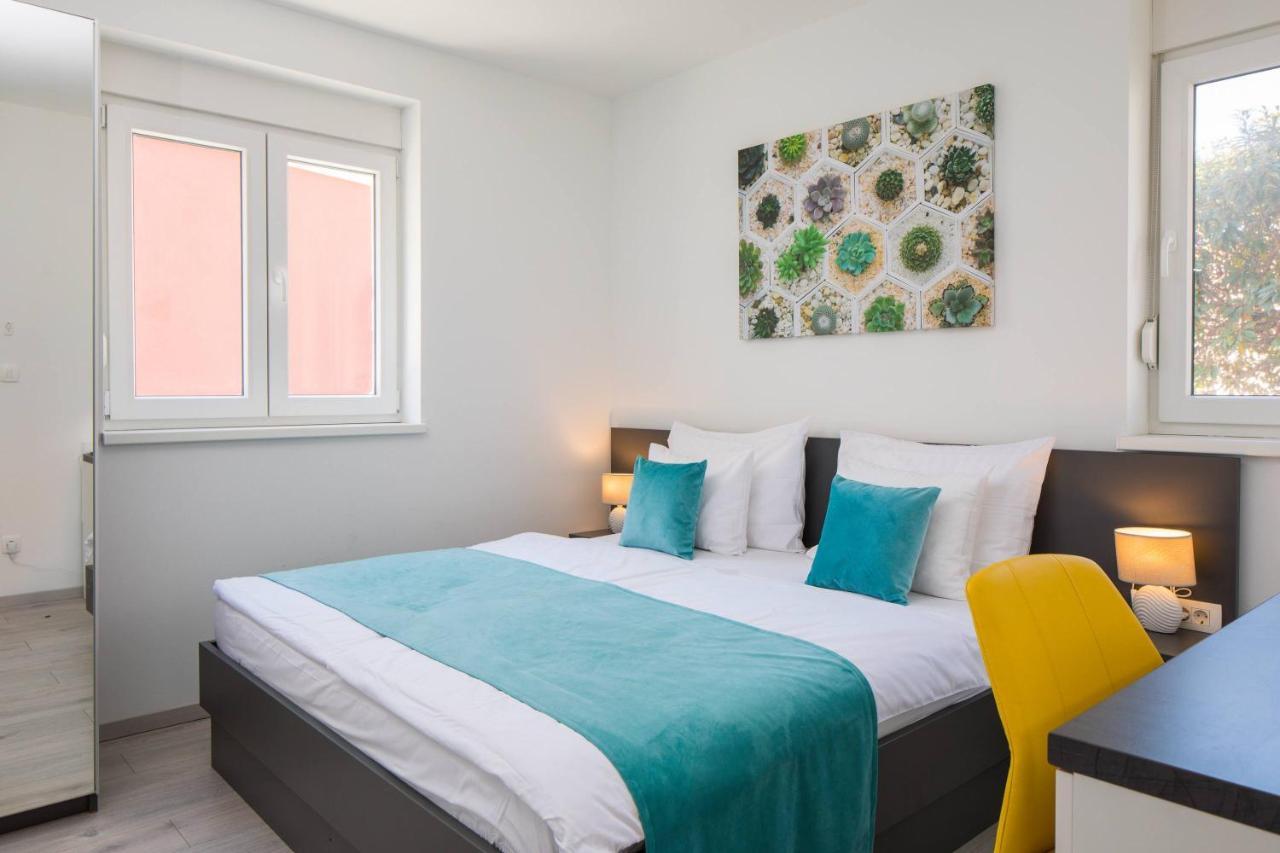 Villa Muller Apartments Сплит Экстерьер фото